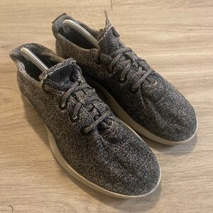 Allbirds, men's grey fabric athletic running sneakers size M9